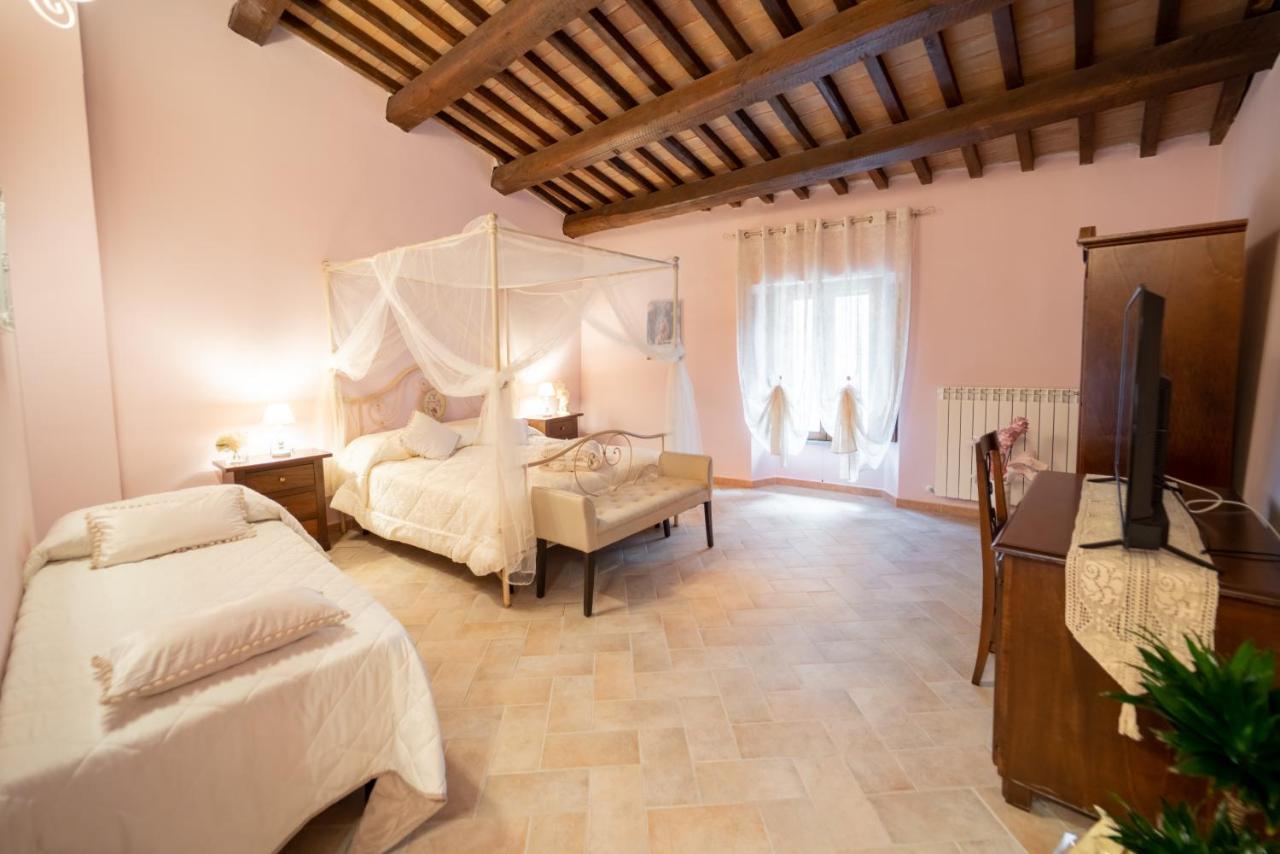 Albergo La Loggia Di San Martino Gualdo Tadino Dış mekan fotoğraf