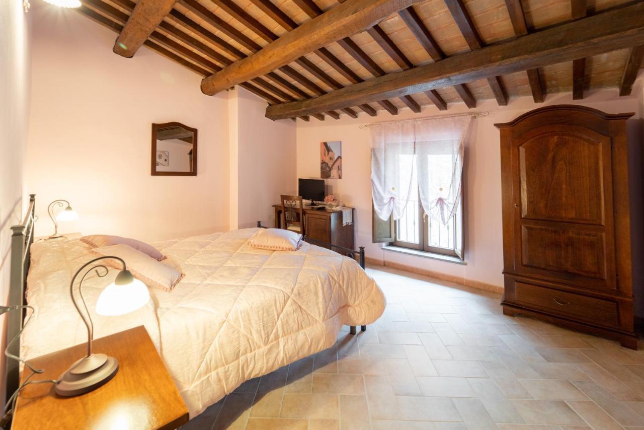 Albergo La Loggia Di San Martino Gualdo Tadino Dış mekan fotoğraf
