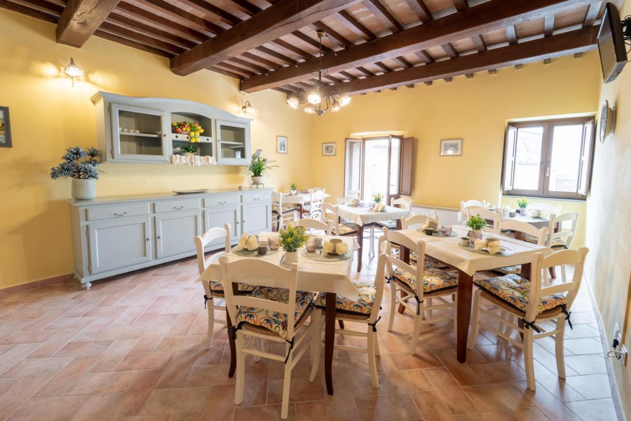 Albergo La Loggia Di San Martino Gualdo Tadino Dış mekan fotoğraf