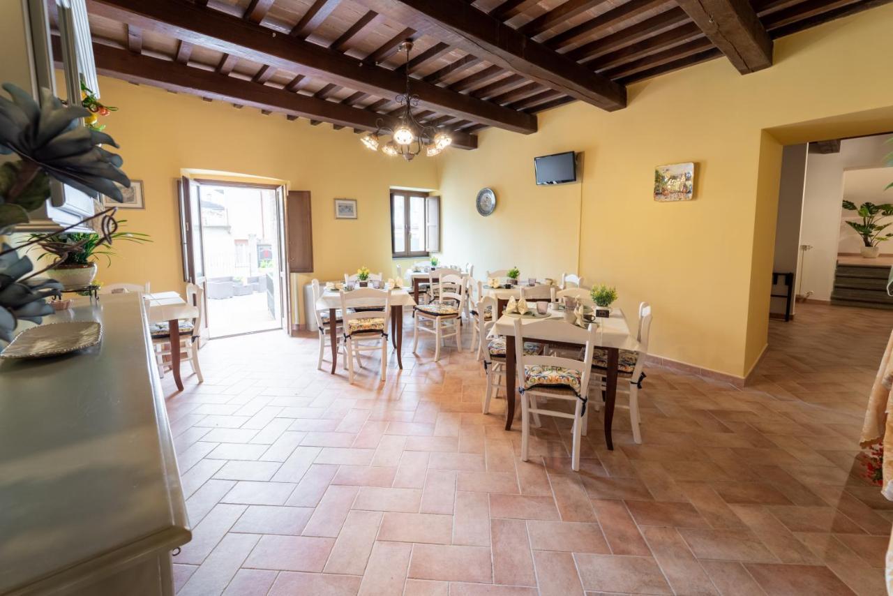 Albergo La Loggia Di San Martino Gualdo Tadino Dış mekan fotoğraf