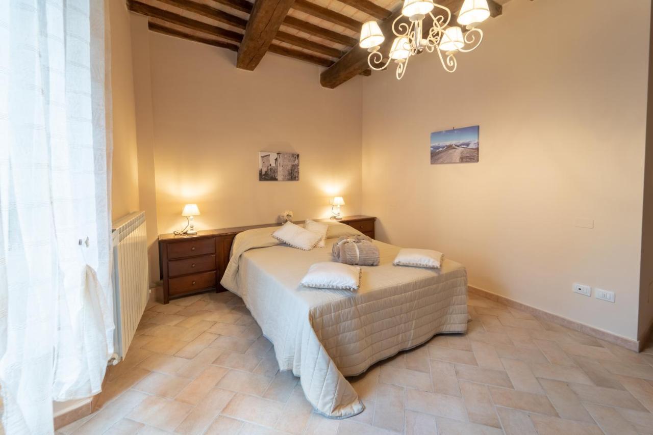 Albergo La Loggia Di San Martino Gualdo Tadino Dış mekan fotoğraf