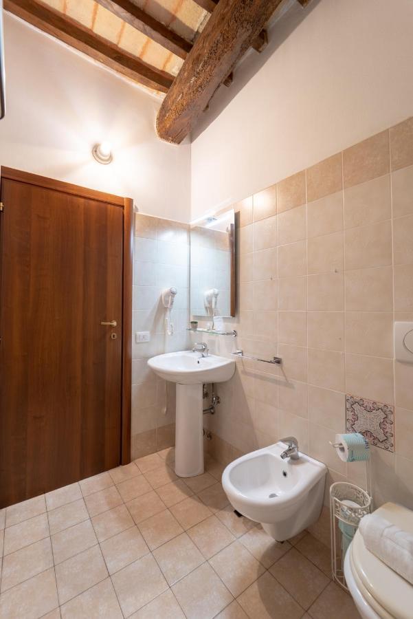 Albergo La Loggia Di San Martino Gualdo Tadino Dış mekan fotoğraf